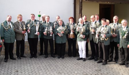 Andreas Stötzel (weiße Hose) errang den Willi-Stoffel-Pokal