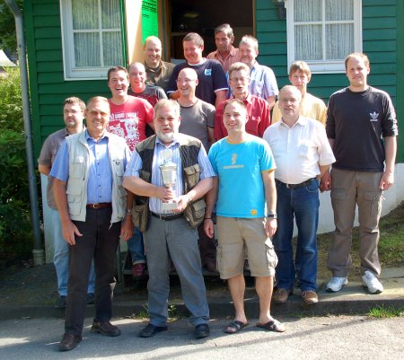 Ernst Potthoff (vorne Mitte) gewann den Prinzenpokal 2009
