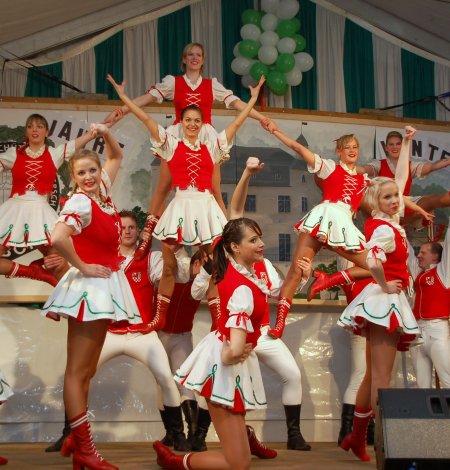 Ein fester Bestandteil des Gimborner Programms ist die Tanzgarde Rot-Weiß Engelskirchen