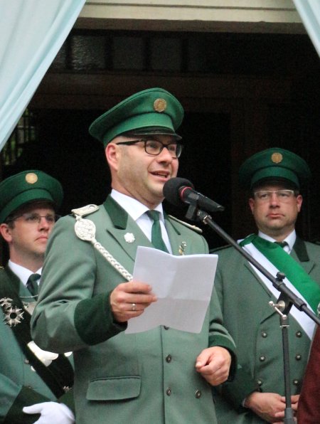 Marc Potthoff bei der Krönung der neuen Majestäten am Sonntagabend