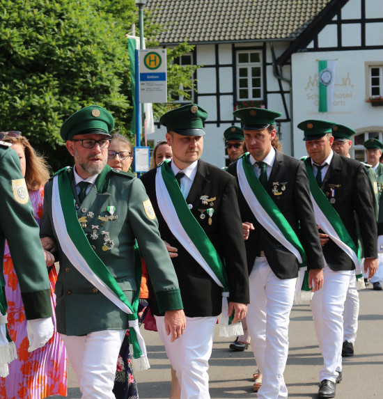 Schützen beim Marschieren