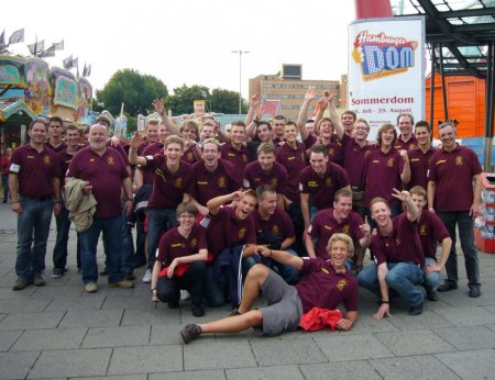 Gruppenphoto Jungschützen auf dem Hamburger Dom