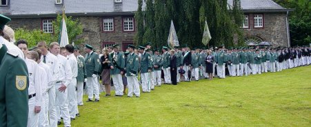 Prozession im Schlosspark